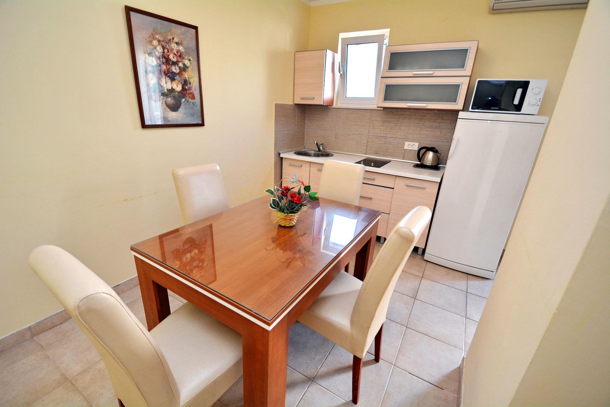 Apartments Soso Котор Екстер'єр фото